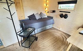 Trevligt minihus mitt i centrum Välkommen till 14b